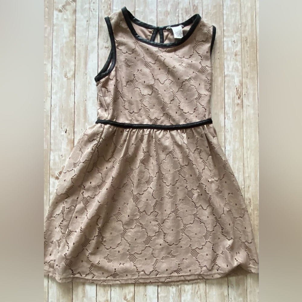 Girls dress size 12